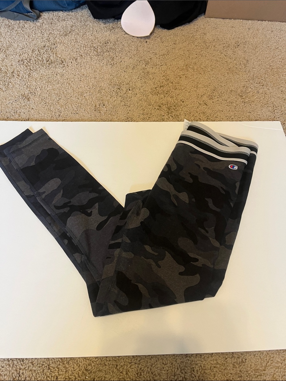 Champion Womens Black & Gray Camo Leggings